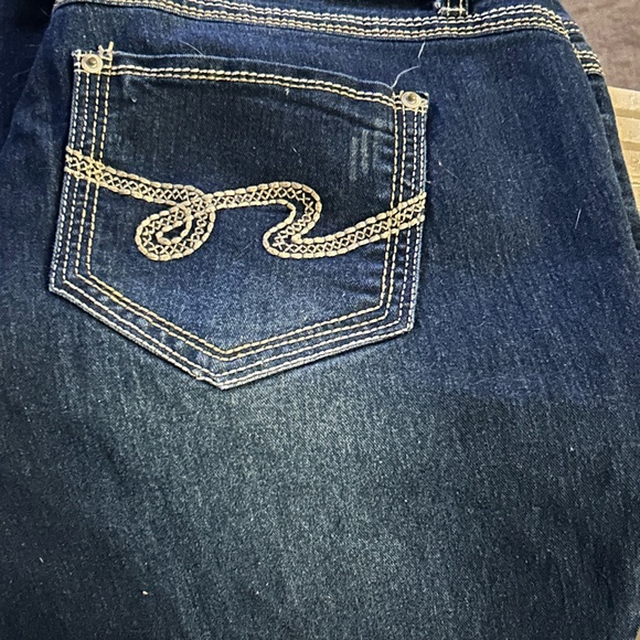 Women’s Faded Glory Plus size 18W Boot Cut Jean - Picture 10 of 11